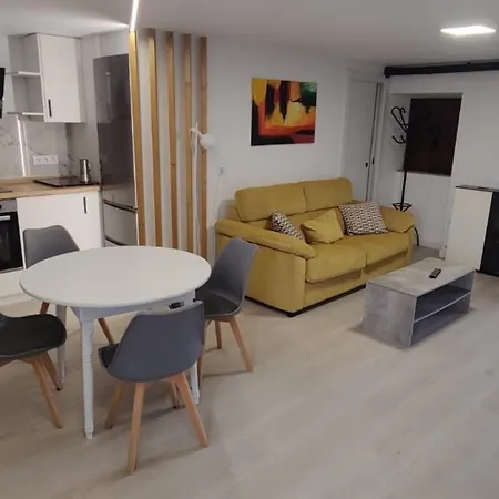 Apartment Casa Bajo Con Jardin Lafinca